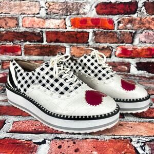 Betsey Johnson Black and White Gingham Red Heart Cutout Oxford Shoes Size 7
